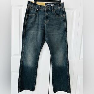 Wrangler Classic Indigo Relaxed Boot Cut Jeans